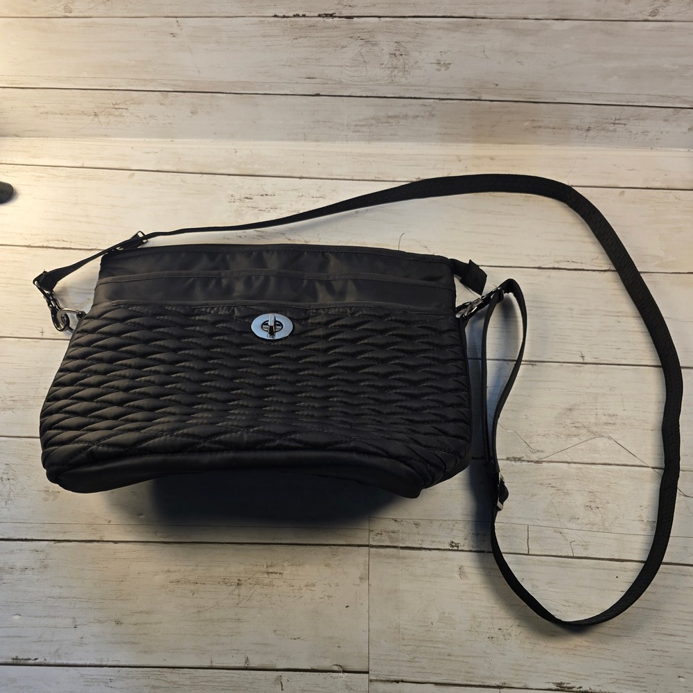Lug Adagio Black Quilted Crossbody Bag Nylon Multi-Pocket Travel Purse